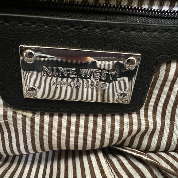 Nine West black and white clutch - Picture 5 of 5